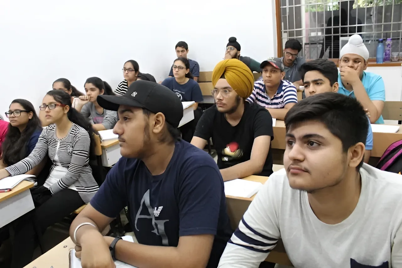 Students in a SSC preparation class at ISL Competitive Centre, South Delhi