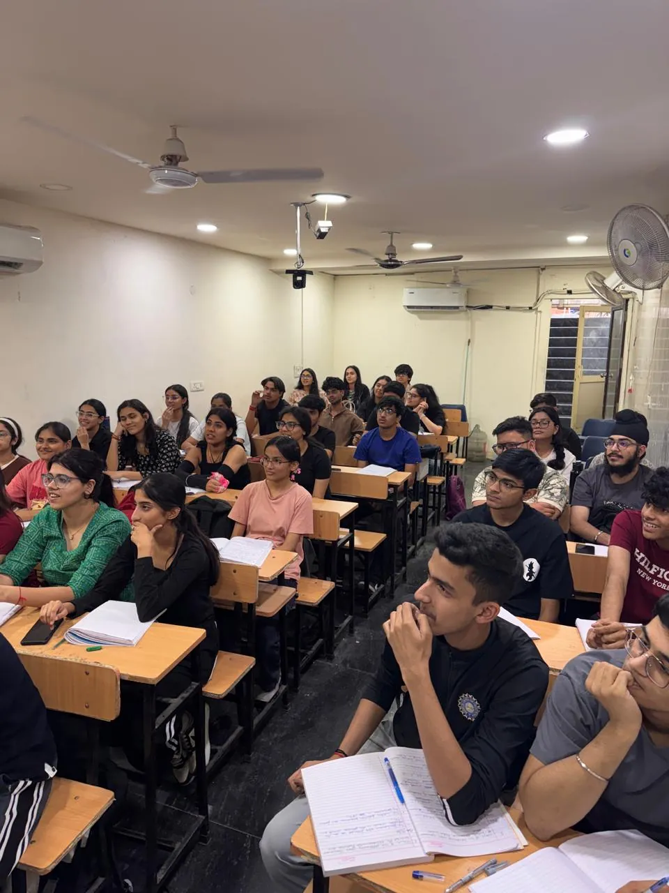 Students in class at ISL Competitive Centre, South Delhi — photo 7